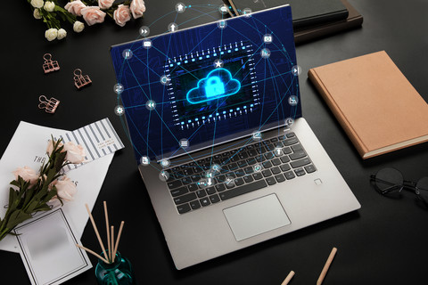 廣州做網(wǎng)站開發(fā)的幾種方式有哪些？