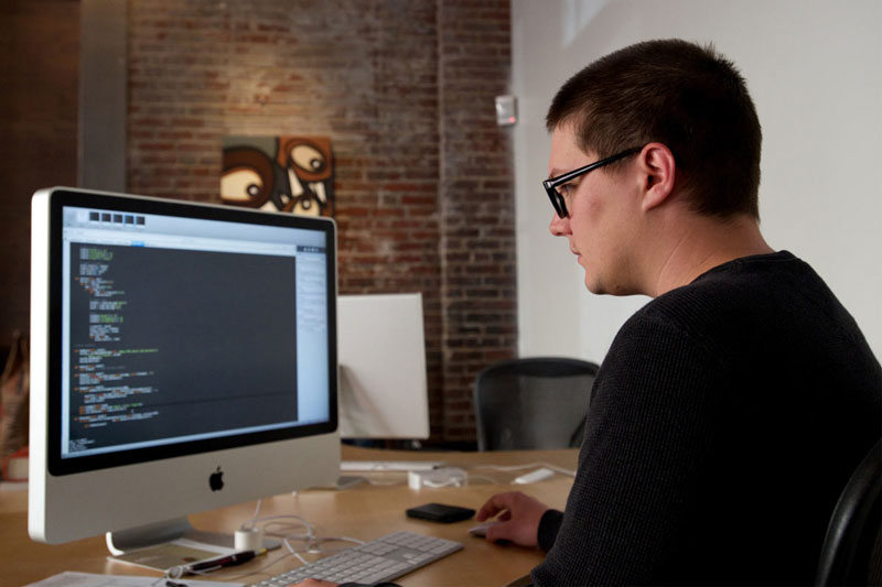 廣州響應(yīng)式網(wǎng)站制作公司告訴您響應(yīng)式網(wǎng)站制作的優(yōu)缺點(diǎn)